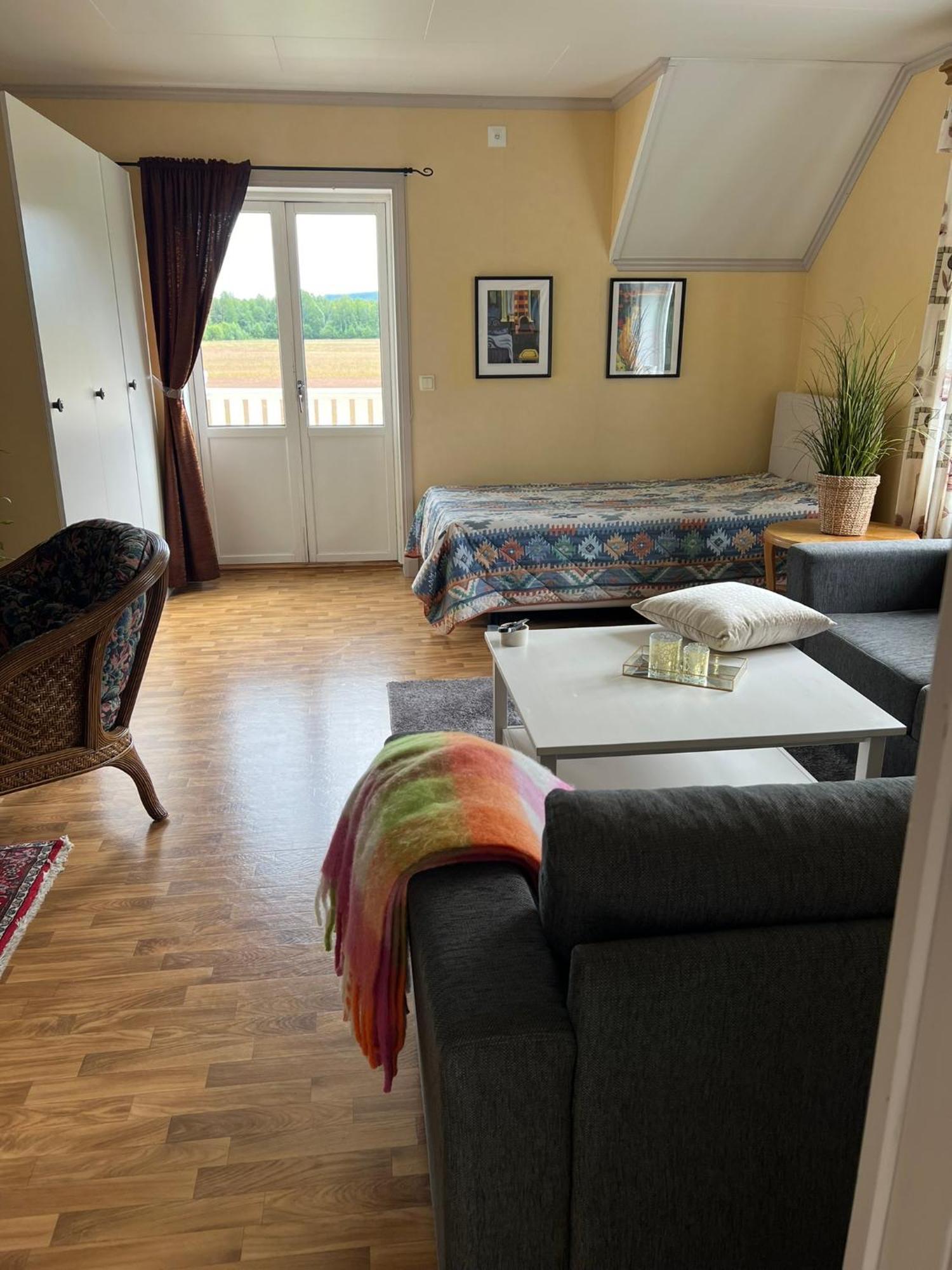 Rosa Huset Osebol Appartement Stöllet Buitenkant foto