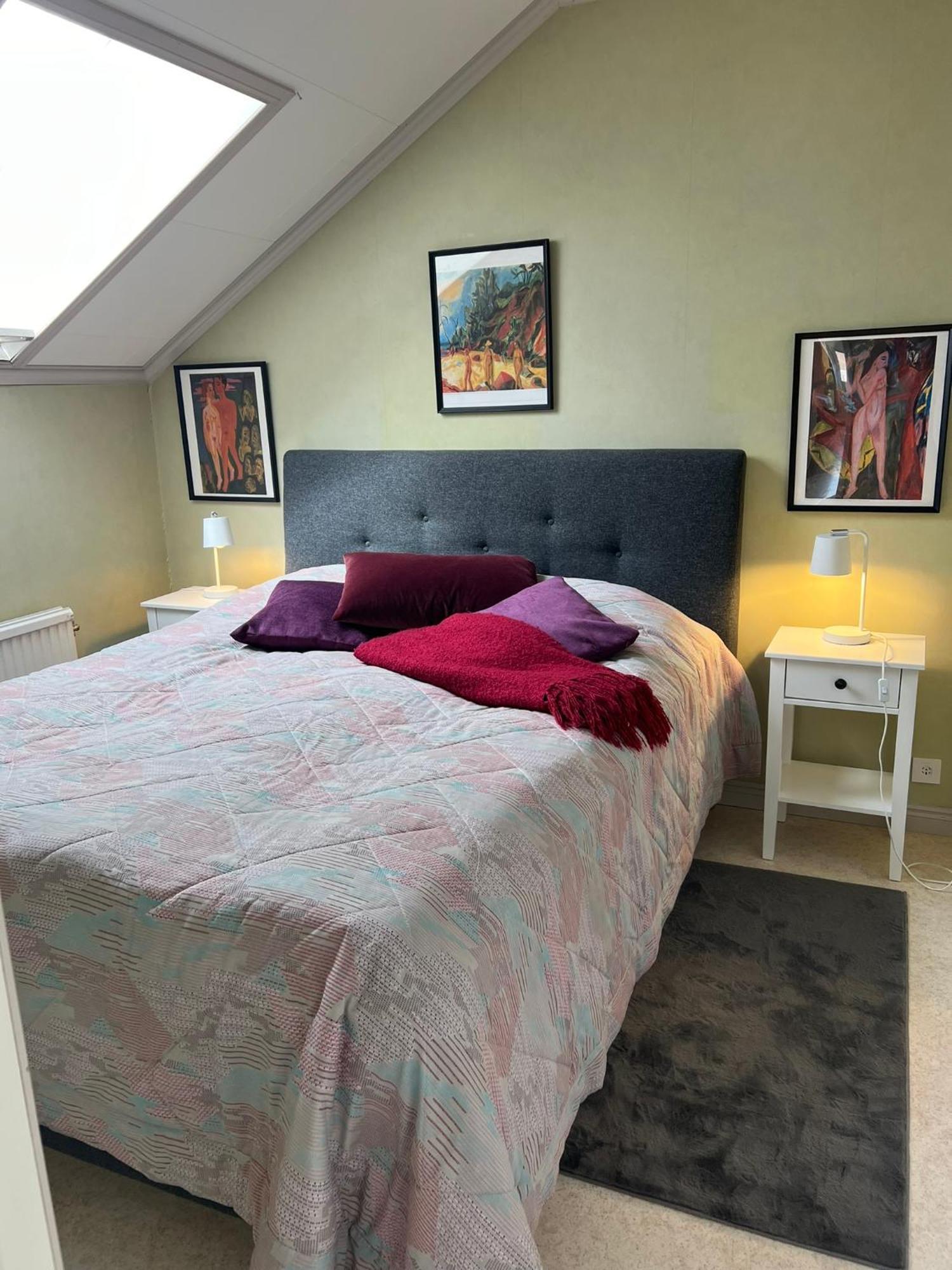 Rosa Huset Osebol Appartement Stöllet Buitenkant foto