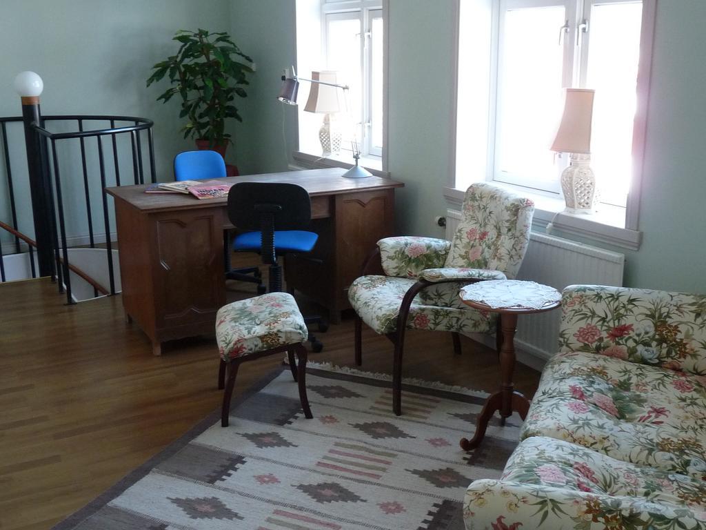 Rosa Huset Osebol Appartement Stöllet Kamer foto