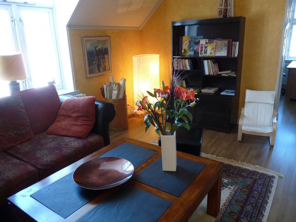 Rosa Huset Osebol Appartement Stöllet Kamer foto